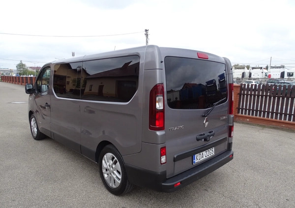 Renault Trafic cena 75000 przebieg: 210000, rok produkcji 2017 z Jędrzejów małe 67